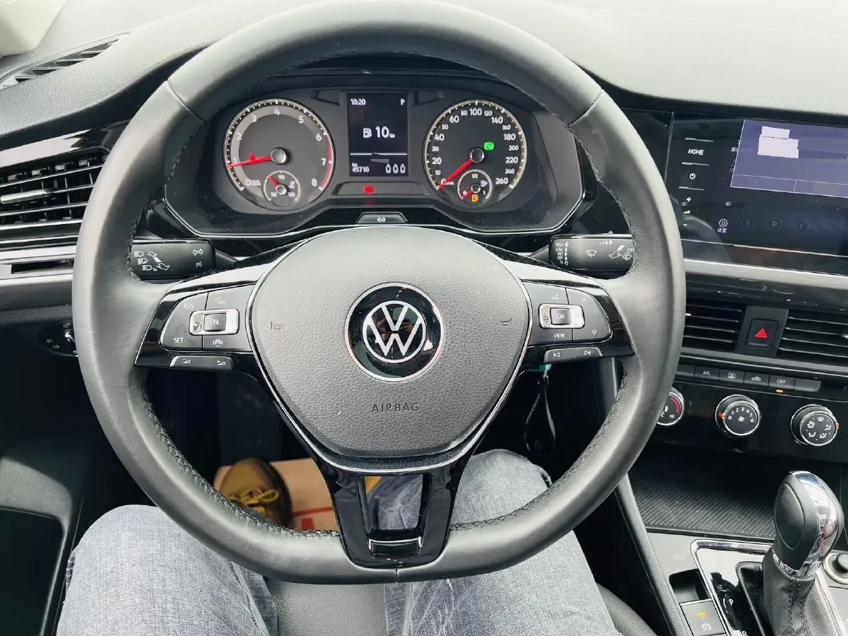 2021 Volkswagen Bora 1.5L 113HP L4 6AT,autocango,china used car exporter,china ev exporter,chinese used car exporter,chinese used ev exporter