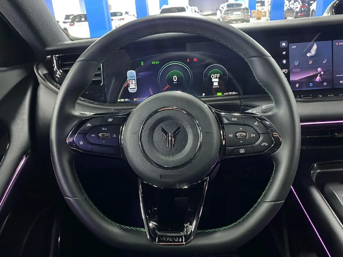 2025 Voyah FREE 1.5T 150HP L4 REEV 43KWH,autocango,china used car exporter,china ev exporter,chinese used car exporter,chinese used ev exporter