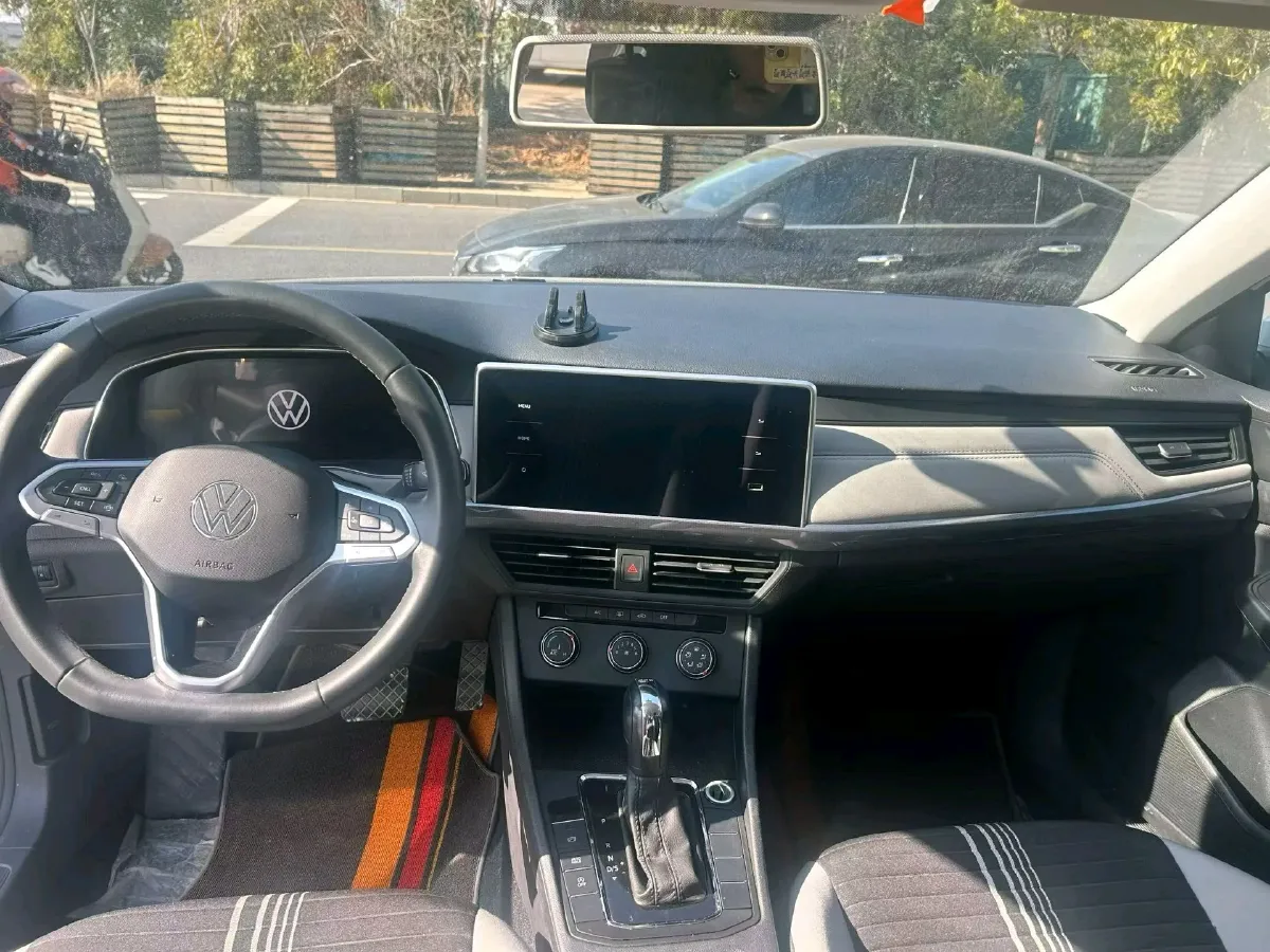 2023 Volkswagen Bora 1.2T 116HP L4 7DCT,autocango,china used car exporter,china ev exporter,chinese used car exporter,chinese used ev exporter