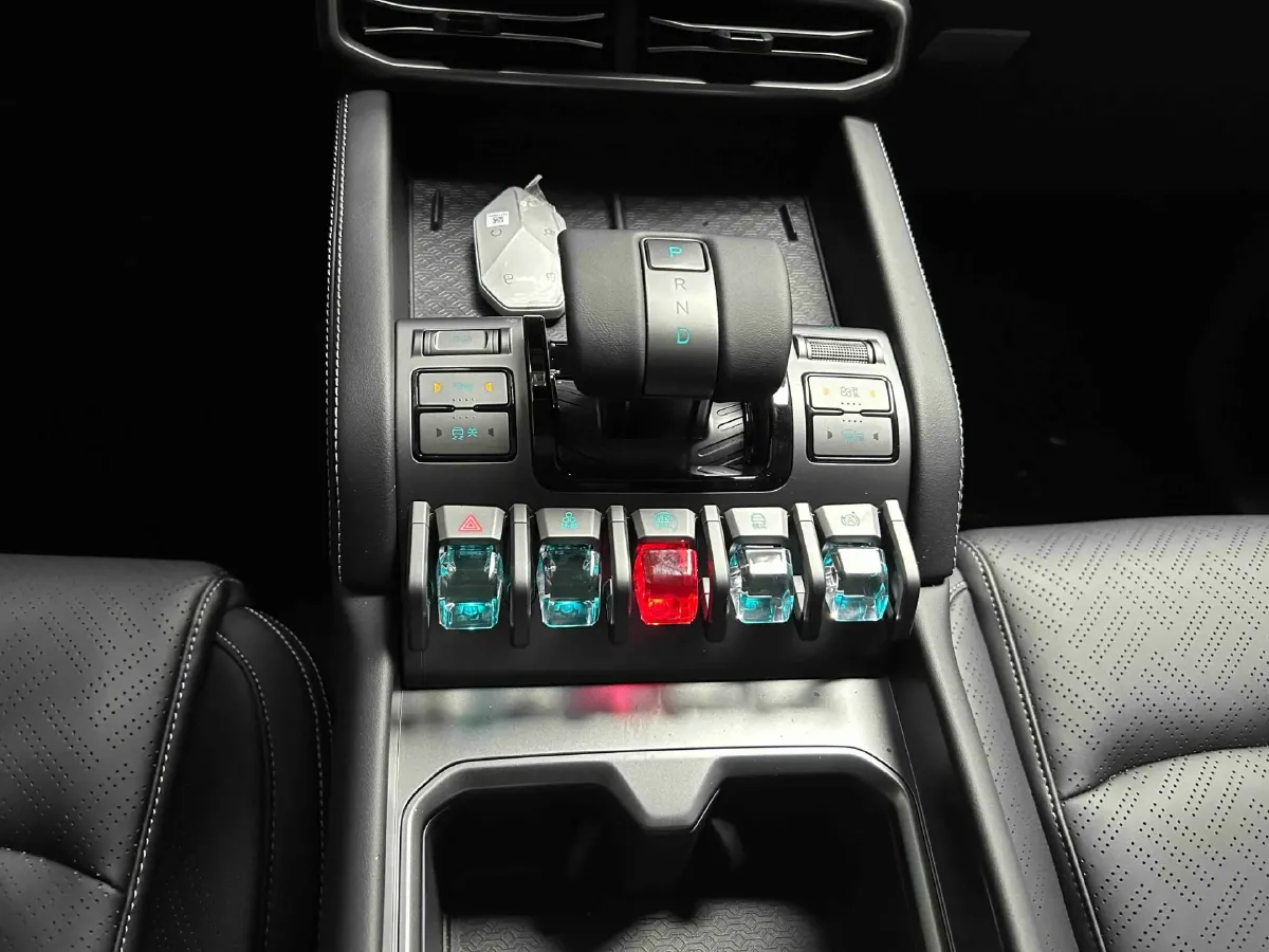 2025 FangChengBao Tai 3 BEV,autocango,china used car exporter,china ev exporter,chinese used car exporter,chinese used ev exporter