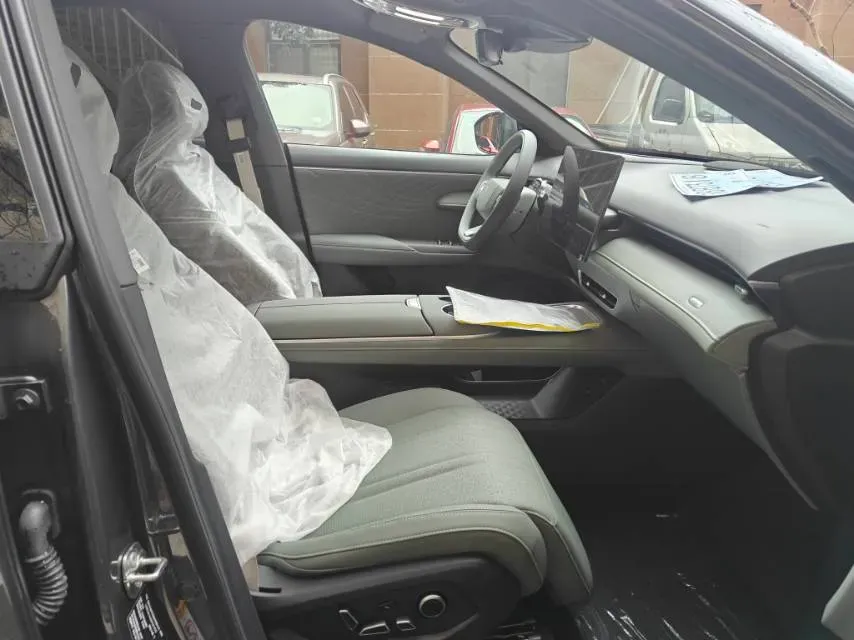 2025 Deepal S07 BEV 68.82KWH,autocango,china used car exporter,china ev exporter,chinese used car exporter,chinese used ev exporter