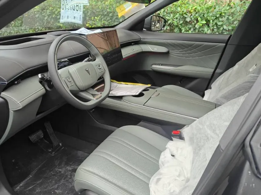 2025 Deepal S07 BEV 68.82KWH,autocango,china used car exporter,china ev exporter,chinese used car exporter,chinese used ev exporter