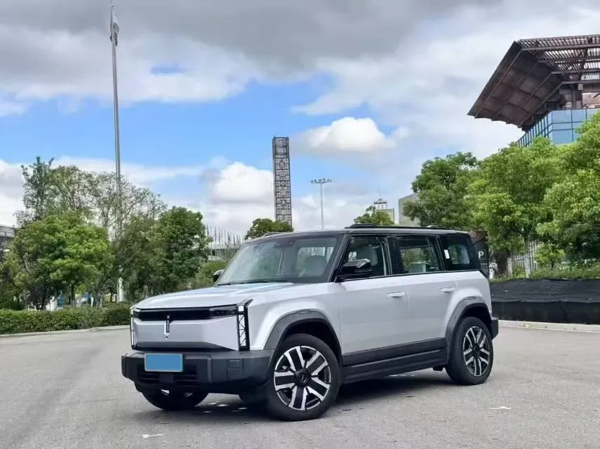 2024 JMC DaDao 2.3T 245HP L4 8AT,autocango,china used car exporter,china ev exporter,chinese used car exporter,chinese used ev exporter