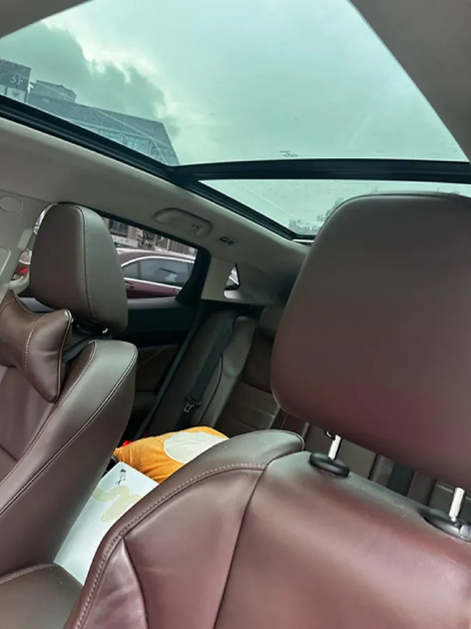 2017 WEY VV7 2.0T 234HP L4 7DCT,autocango,china used car exporter,china ev exporter,chinese used car exporter,chinese used ev exporter