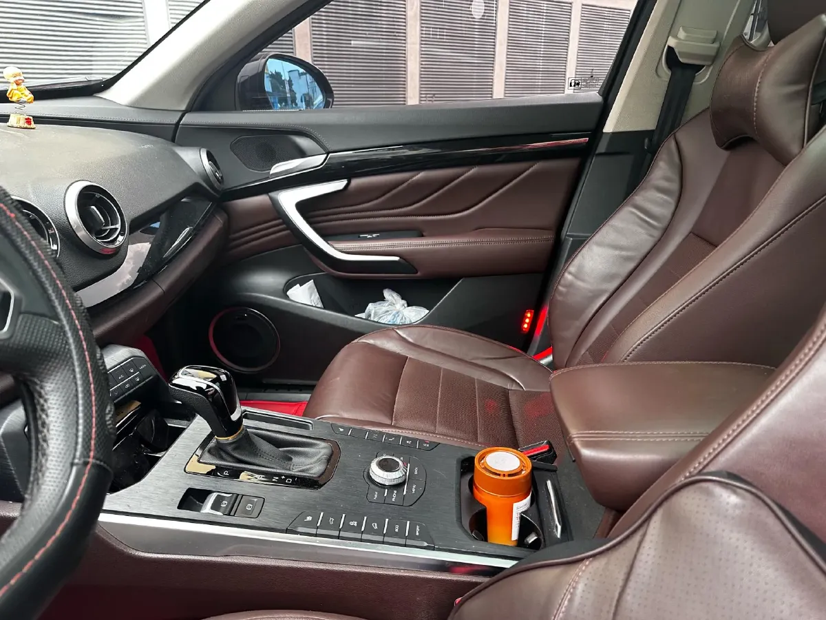 2017 WEY VV7 2.0T 234HP L4 7DCT,autocango,china used car exporter,china ev exporter,chinese used car exporter,chinese used ev exporter