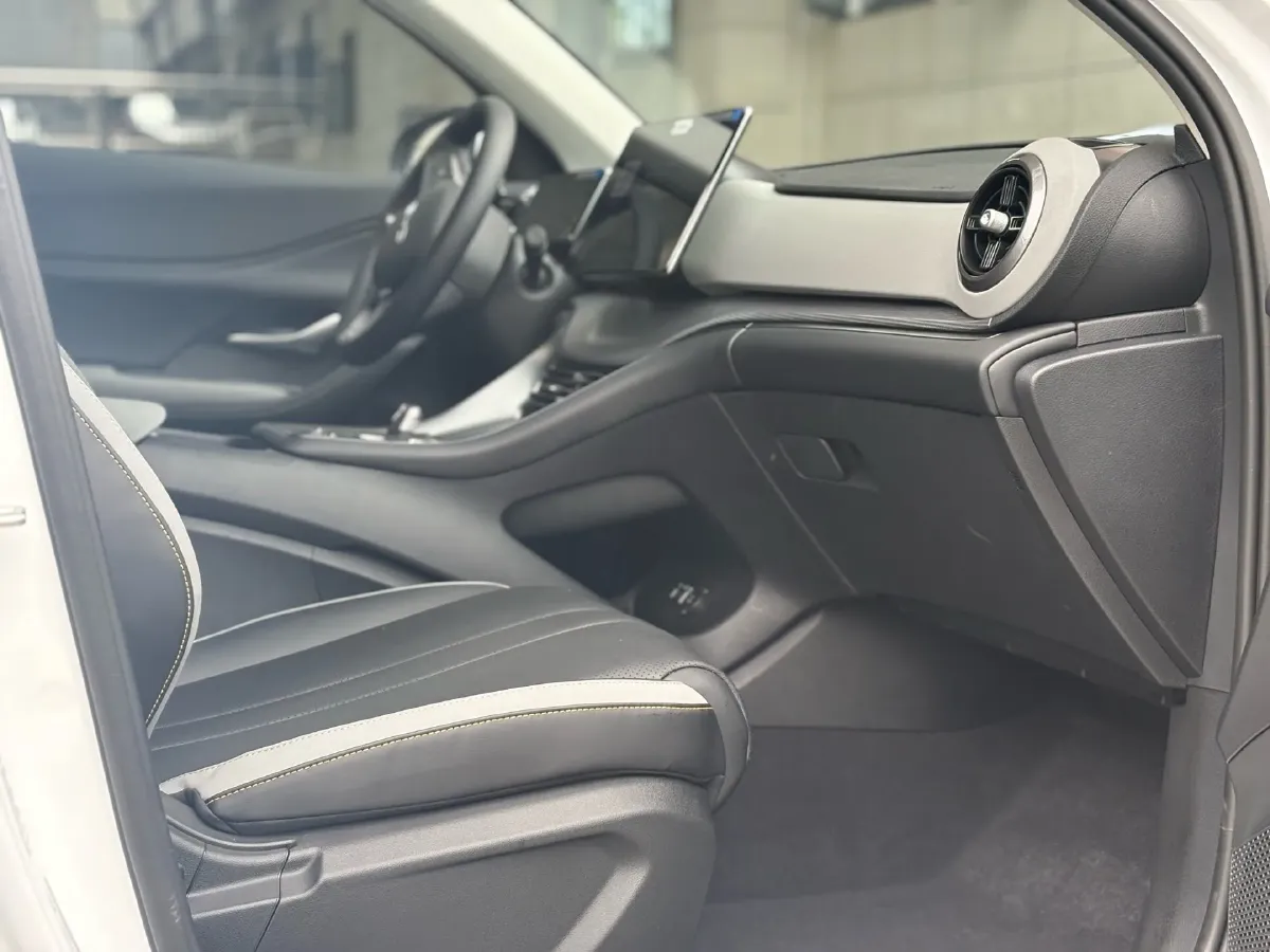 2025 BYD Sea Lion 05 DM-i 1.5L 101HP L4 E-CVT PHEV 12.9KWH,autocango,china used car exporter,china ev exporter,chinese used car exporter,chinese used ev exporter