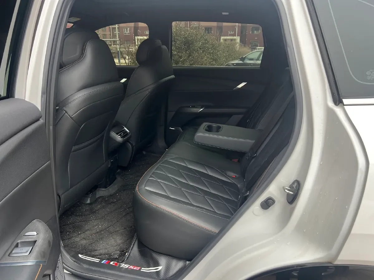 2025 ChangAn CS75 Plus 1.5T 192HP L4 8AT,autocango,china used car exporter,china ev exporter,chinese used car exporter,chinese used ev exporter