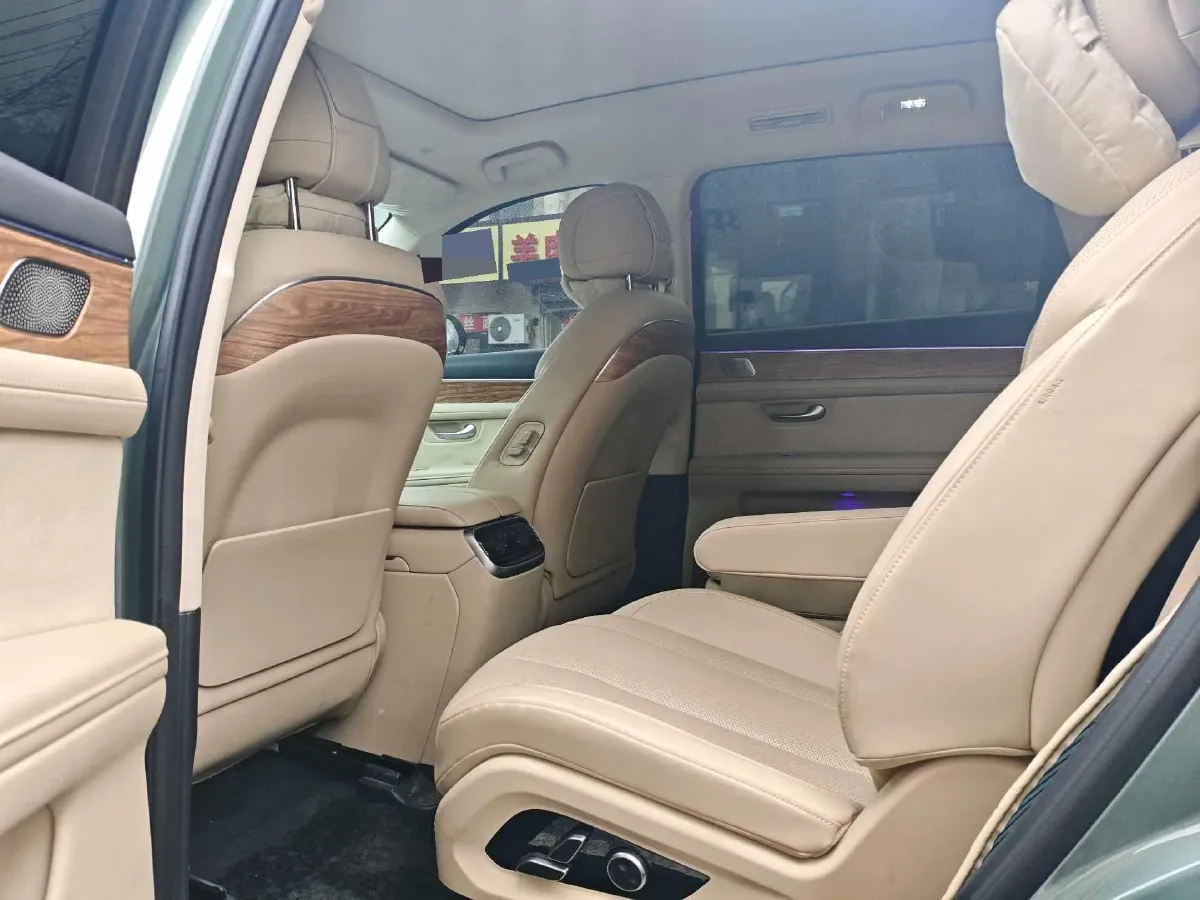 2022 Volvo S60 2.0T 197HP L4 8AT,autocango,china used car exporter,china ev exporter,chinese used car exporter,chinese used ev exporter