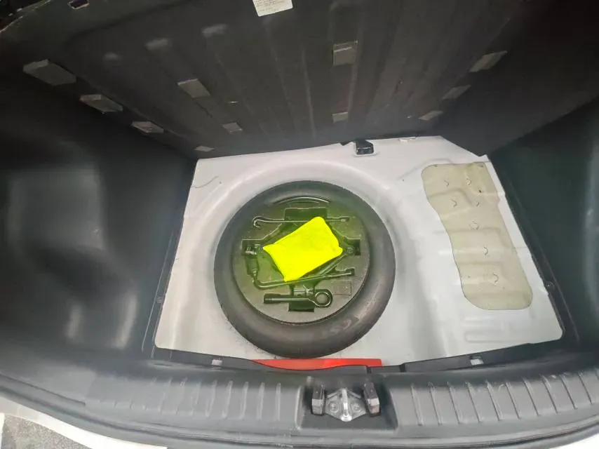 2021 Kia KX1 1.4L 100HP L4 6AT,autocango,china used car exporter,china ev exporter,chinese used car exporter,chinese used ev exporter