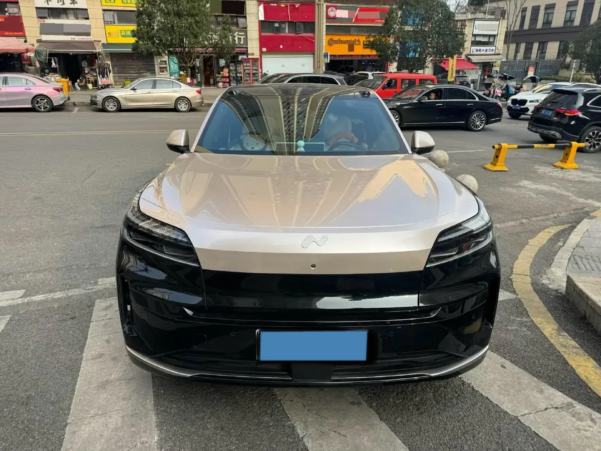 2025 ONVO L90 BEV,autocango,china used car exporter,china ev exporter,chinese used car exporter,chinese used ev exporter