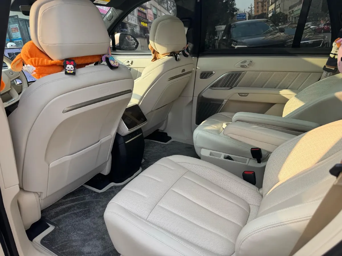 2025 ONVO L90 BEV,autocango,china used car exporter,china ev exporter,chinese used car exporter,chinese used ev exporter