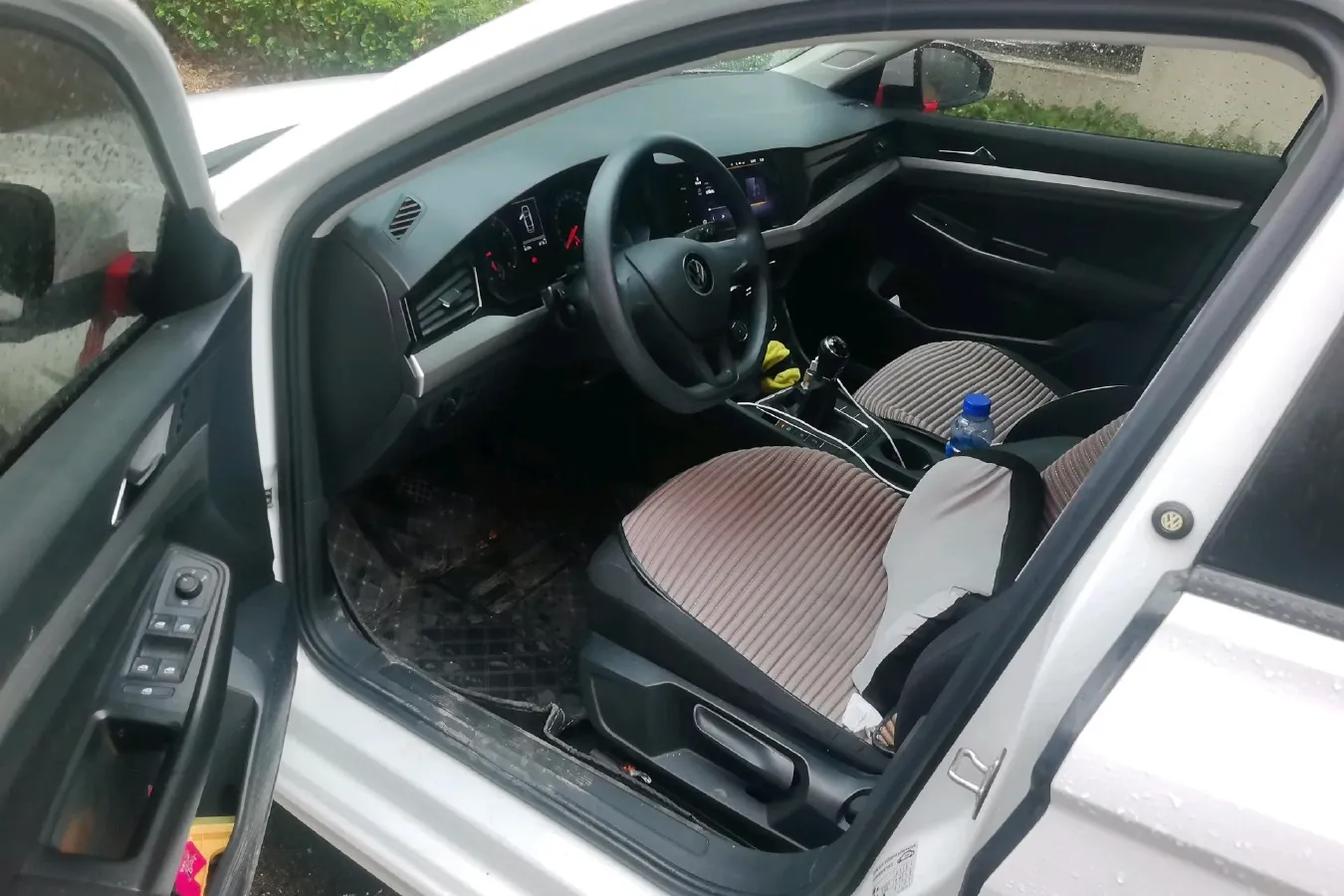 2021 Volkswagen Bora 1.5L 113HP L4 5MT,autocango,china used car exporter,china ev exporter,chinese used car exporter,chinese used ev exporter