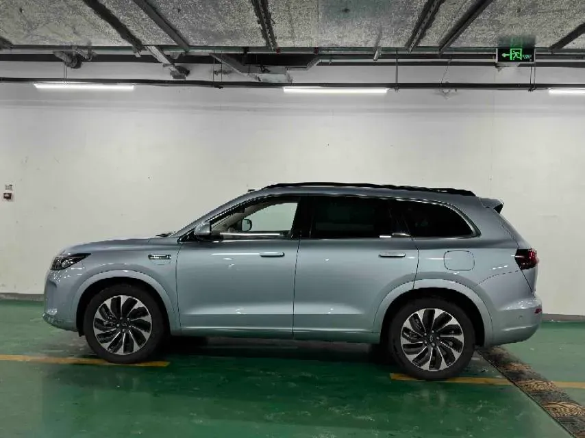 2024 AITO AITO M7 1.5T 152HP L4 REEV 40KWH,autocango,china used car exporter,china ev exporter,chinese used car exporter,chinese used ev exporter