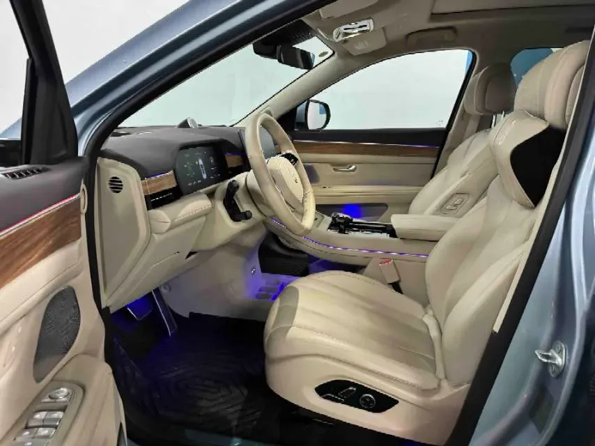 2024 AITO AITO M7 1.5T 152HP L4 REEV 40KWH,autocango,china used car exporter,china ev exporter,chinese used car exporter,chinese used ev exporter