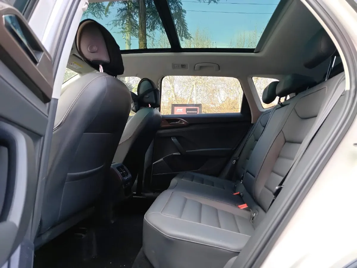 2021 Volkswagen Tharu 1.4T 150HP L4 7DCT,autocango,china used car exporter,china ev exporter,chinese used car exporter,chinese used ev exporter