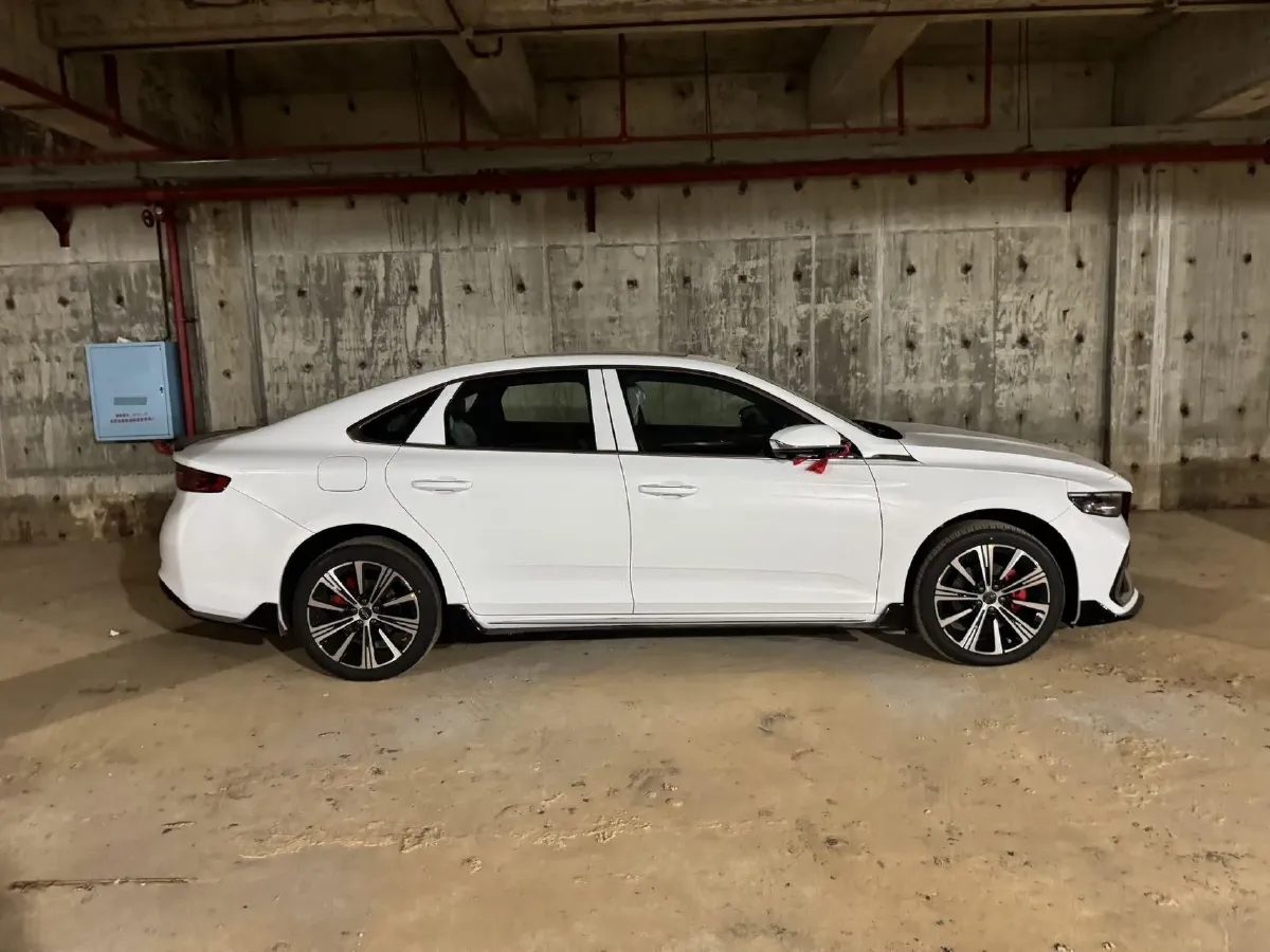 2026 Geely Preface 1.5T 181HP L4 7DCT,autocango,china used car exporter,china ev exporter,chinese used car exporter,chinese used ev exporter