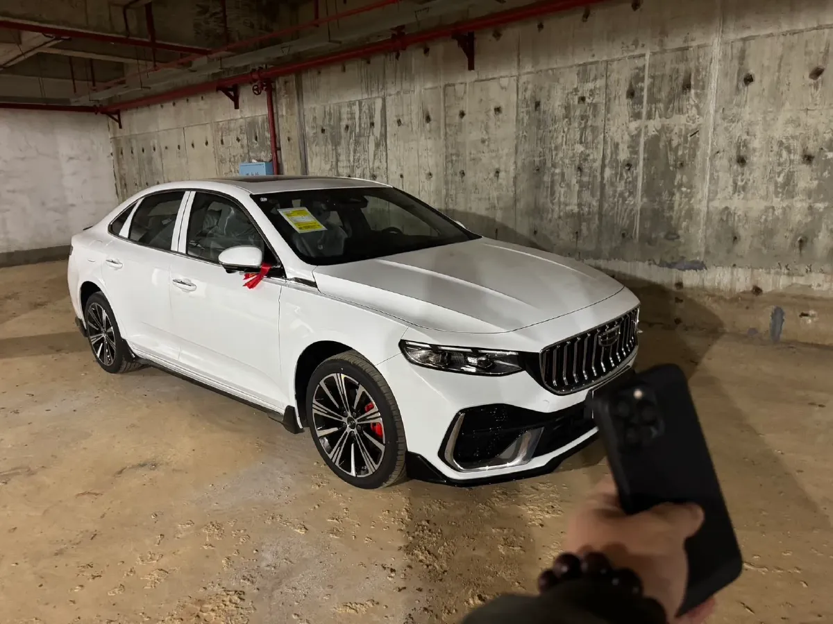 2026 Geely Preface 1.5T 181HP L4 7DCT,autocango,china used car exporter,china ev exporter,chinese used car exporter,chinese used ev exporter