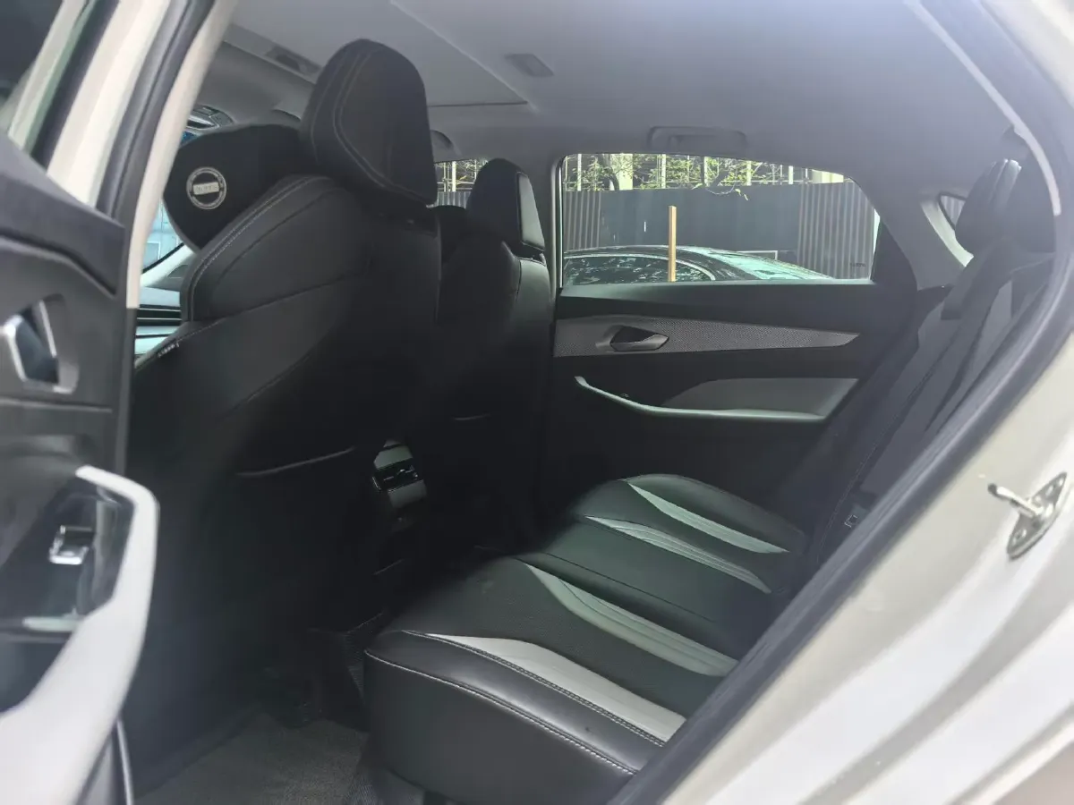 2024 Geely Binray 1.5T 181HP L4 7DCT,autocango,china used car exporter,china ev exporter,chinese used car exporter,chinese used ev exporter