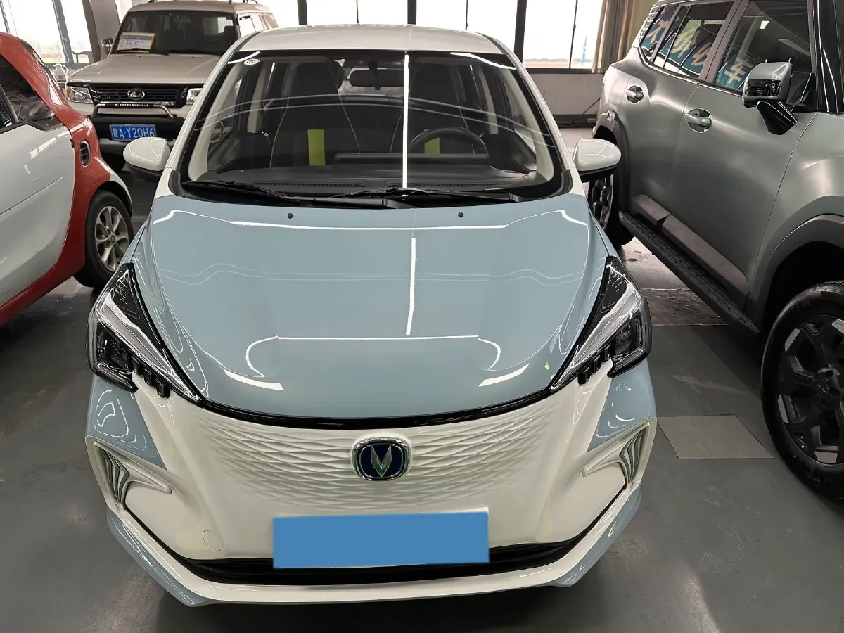 2020 ChangAn BenBen E-Star BEV 32.2KWH,autocango,china used car exporter,china ev exporter,chinese used car exporter,chinese used ev exporter