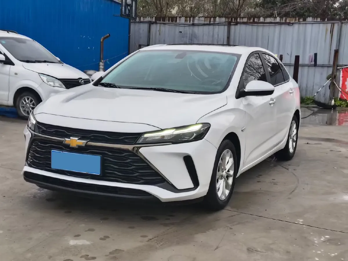 2024 Chevrolet Monza 1.5L 113HP L4 6DCT,autocango,china used car exporter,china ev exporter,chinese used car exporter,chinese used ev exporter