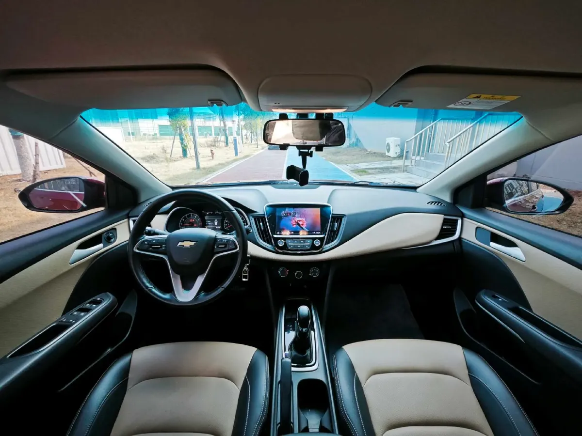 2020 Chevrolet Monza 1.5L 113HP L4 6AT,autocango,china used car exporter,china ev exporter,chinese used car exporter,chinese used ev exporter