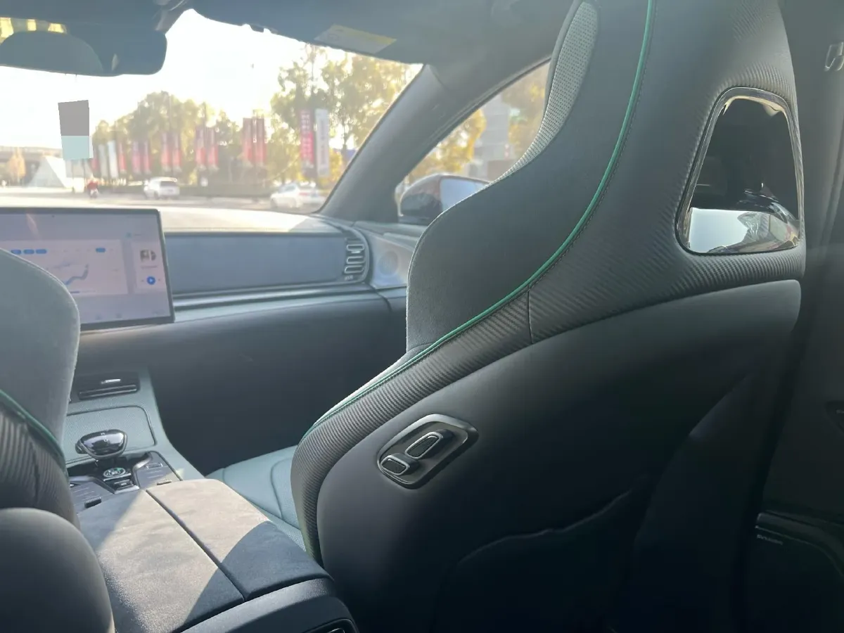 2022 Toyota Highlander 2.5L 192HP L4 E-CVT Hybrid,autocango,china used car exporter,china ev exporter,chinese used car exporter,chinese used ev exporter