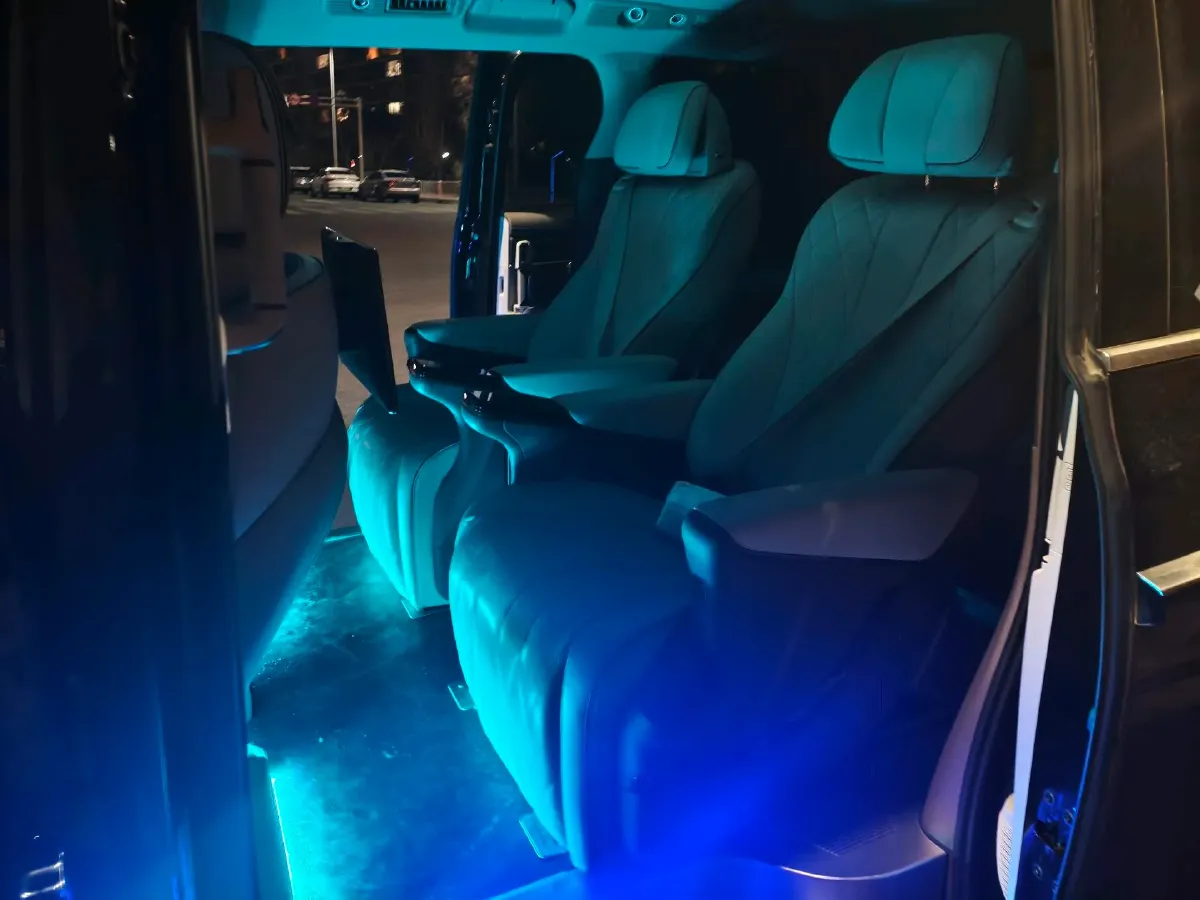 2022 Mercedes-Benz GLC Class 2.0T 197HP L4 9AT,autocango,china used car exporter,china ev exporter,chinese used car exporter,chinese used ev exporter