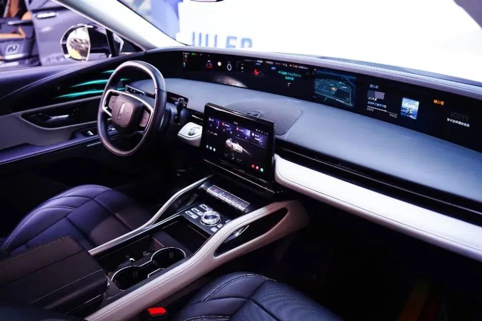 2025 Lincoln Nautilus 2.0T 282HP L4 E-CVT Hybrid,autocango,china used car exporter,china ev exporter,chinese used car exporter,chinese used ev exporter