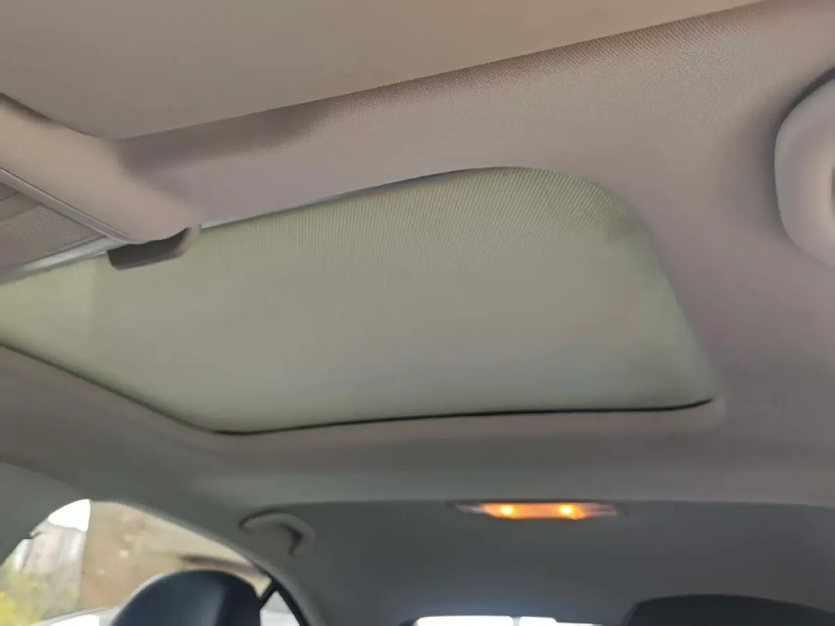 2019 Skoda Octavia 1.2T 116HP L4 7DCT,autocango,china used car exporter,china ev exporter,chinese used car exporter,chinese used ev exporter