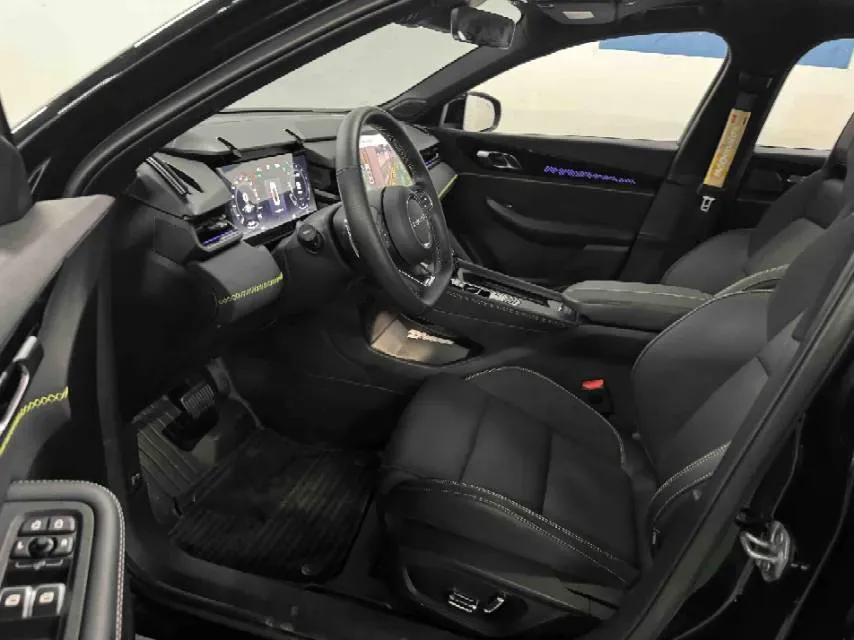 2023 MAXUS G50 1.5T 181HP L4 7DCT,autocango,china used car exporter,china ev exporter,chinese used car exporter,chinese used ev exporter