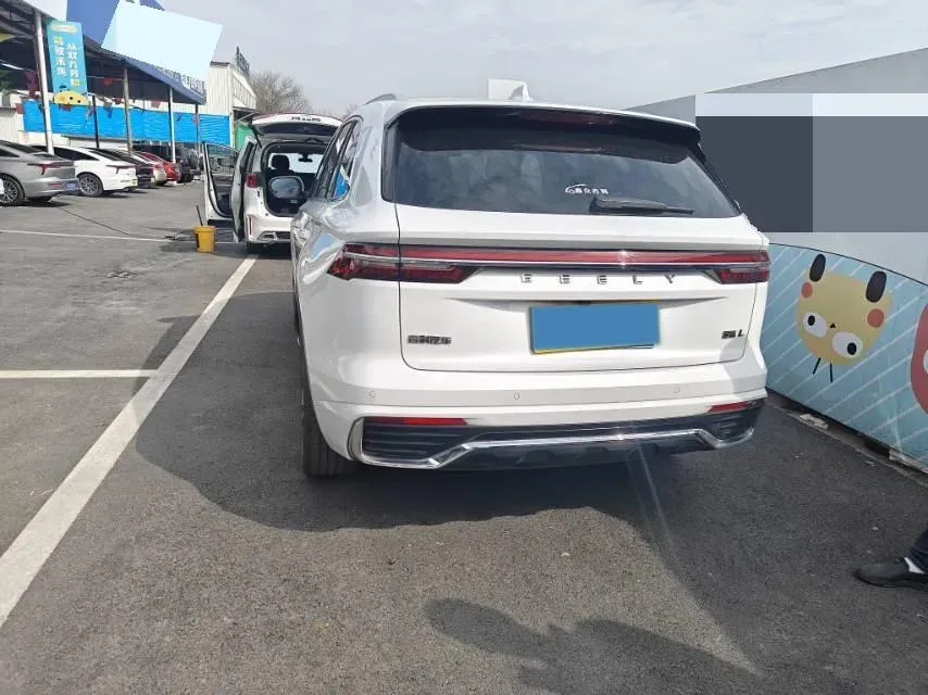 2024 Geely Monjaro 2.0T 238HP L4 8AT,autocango,china used car exporter,china ev exporter,chinese used car exporter,chinese used ev exporter