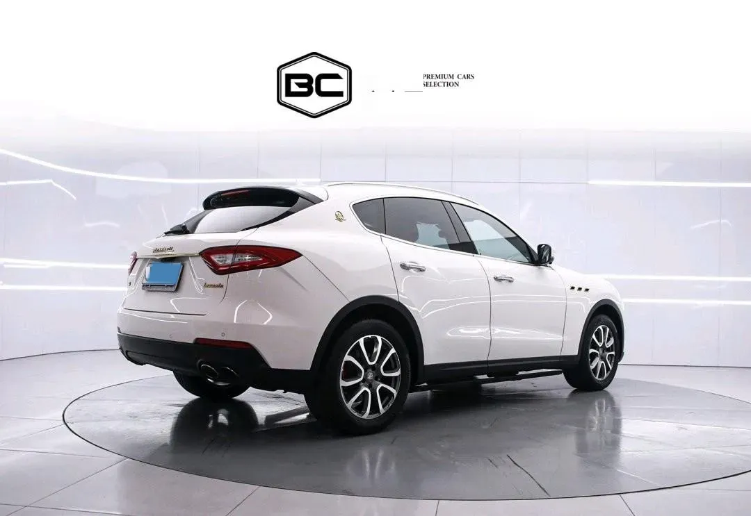 2018 Maserati Levante 3.0T 350HP V6 8AT,autocango,china used car exporter,china ev exporter,chinese used car exporter,chinese used ev exporter