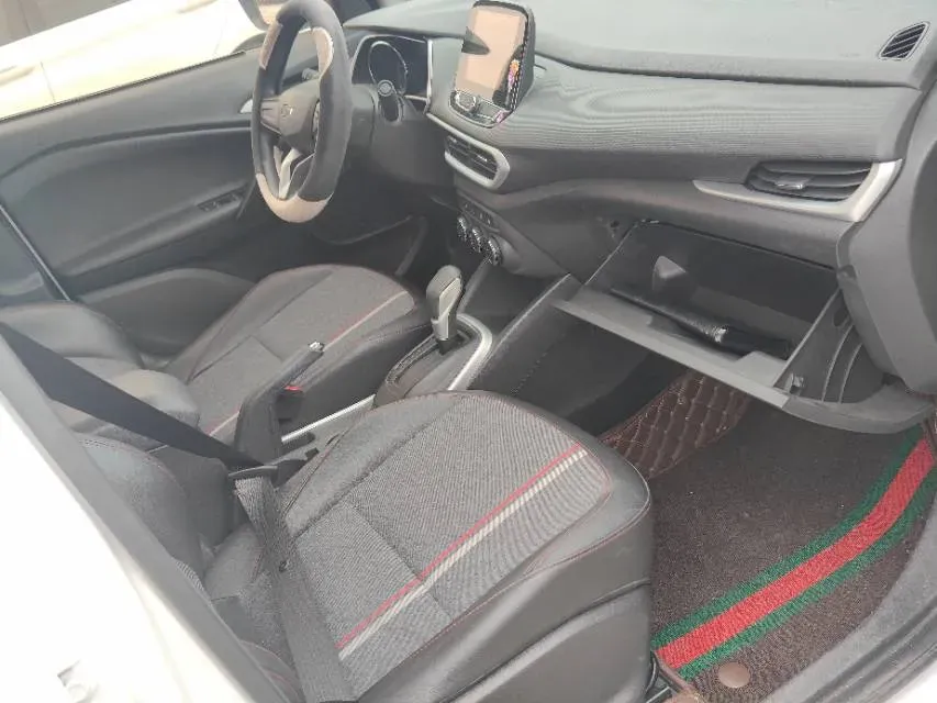 2019 Chevrolet Trax 1.0T 125HP L3 6AT,autocango,china used car exporter,china ev exporter,chinese used car exporter,chinese used ev exporter