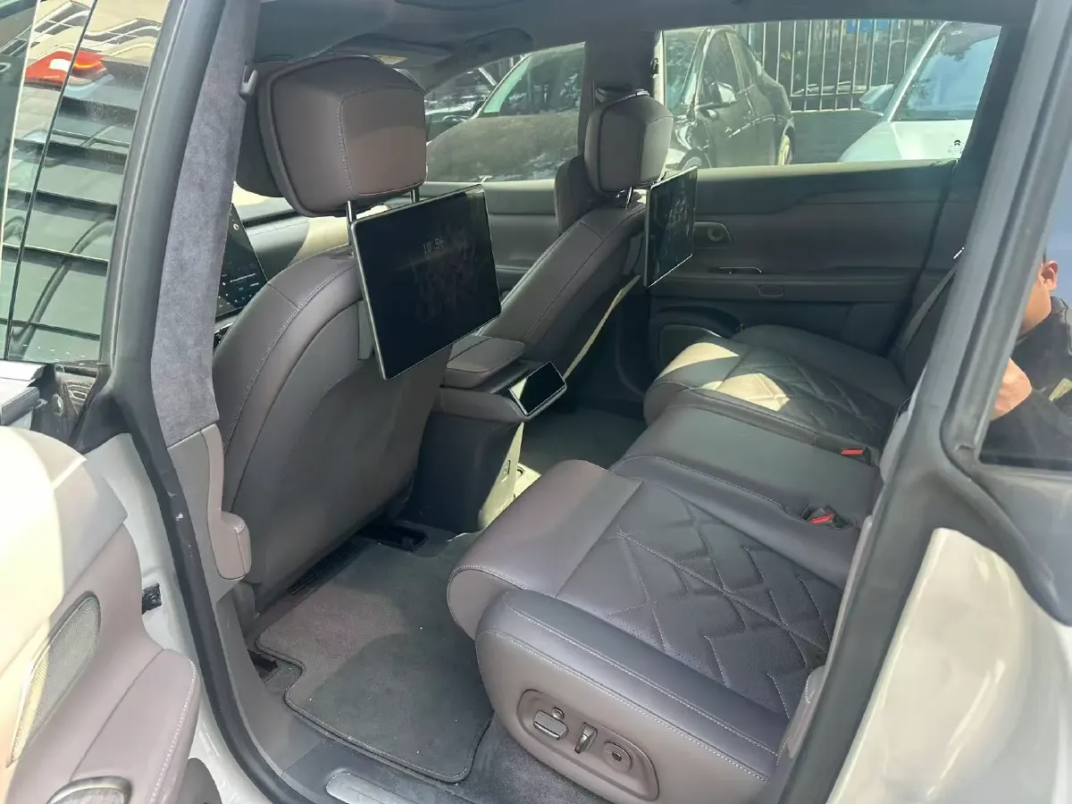 2024 NIO ET7 BEV 100KWH,autocango,china used car exporter,china ev exporter,chinese used car exporter,chinese used ev exporter