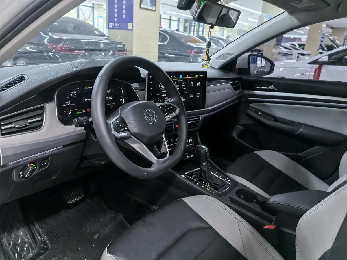 2023 Volkswagen Bora 1.5T 160HP L4 7DCT,autocango,china used car exporter,china ev exporter,chinese used car exporter,chinese used ev exporter