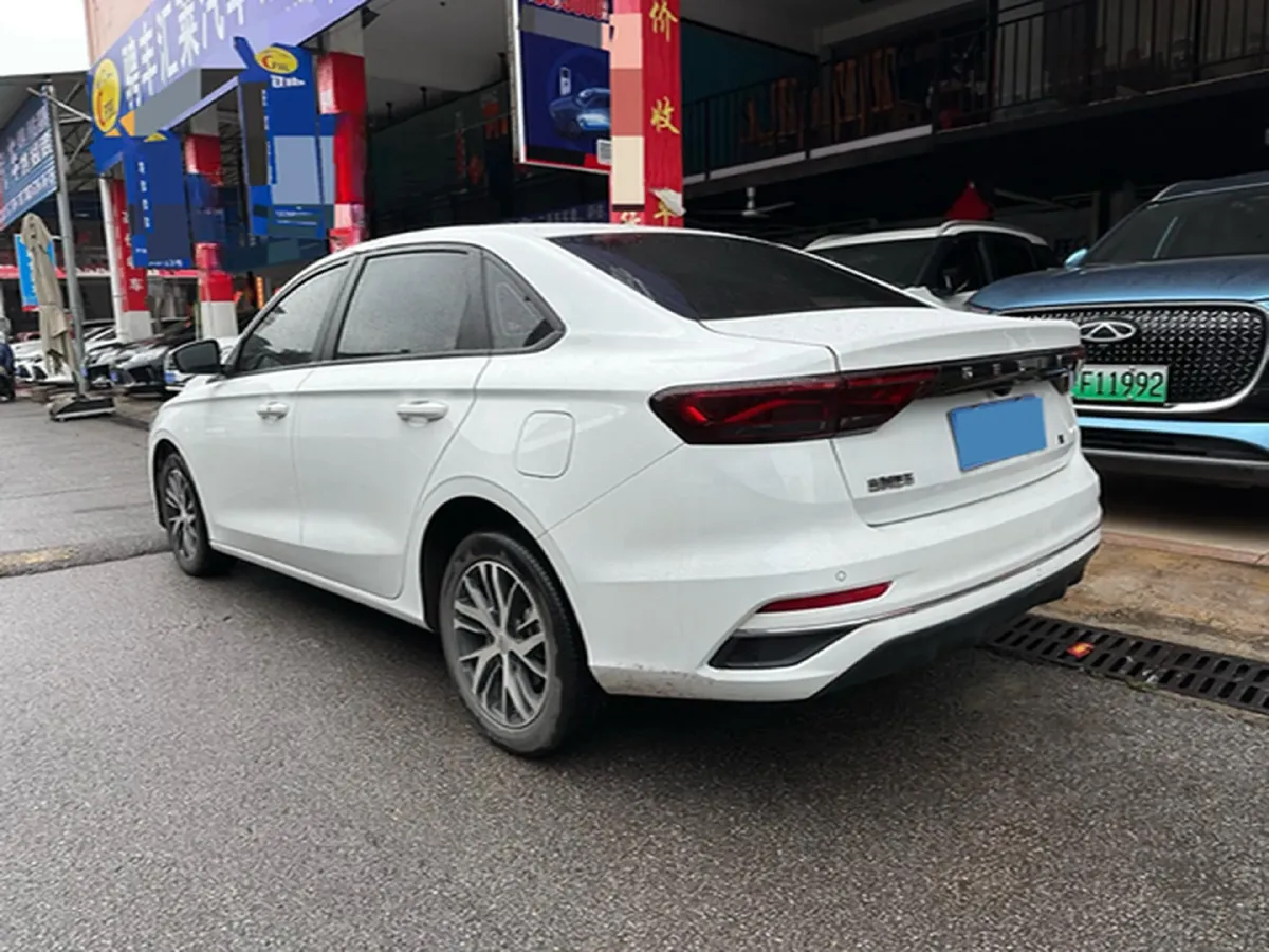 2025 Geely Emgrand 1.5L 127HP L4 CVT,autocango,china used car exporter,china ev exporter,chinese used car exporter,chinese used ev exporter