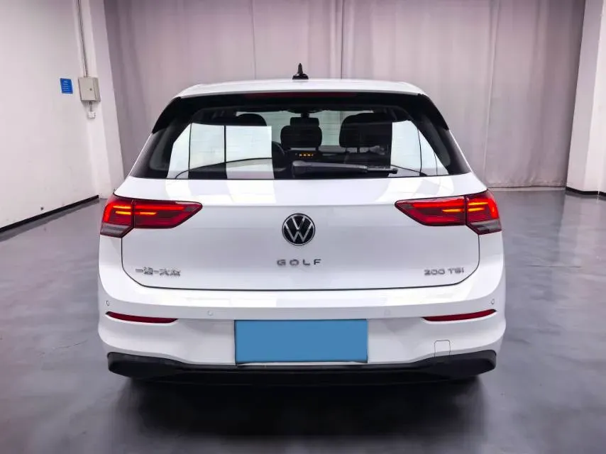 2023 Volkswagen Golf 1.2T 116HP L4 7DCT,autocango,china used car exporter,china ev exporter,chinese used car exporter,chinese used ev exporter
