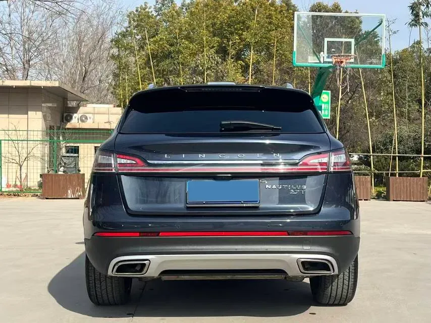 2021 Lincoln Nautilus 2.7T 322HP V6 8AT,autocango,china used car exporter,china ev exporter,chinese used car exporter,chinese used ev exporter