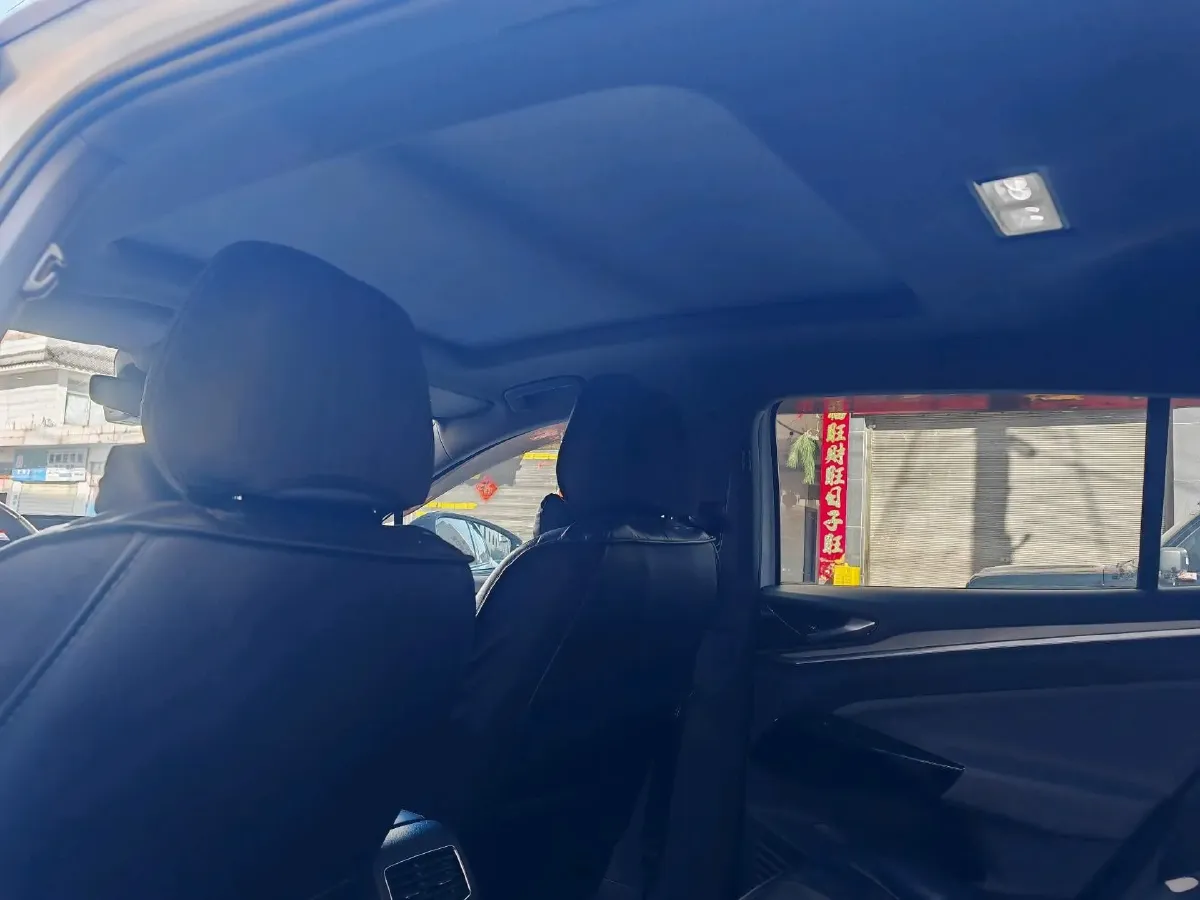 2022 Volkswagen ID.4 Crozz BEV 84.8KWH,autocango,china used car exporter,china ev exporter,chinese used car exporter,chinese used ev exporter