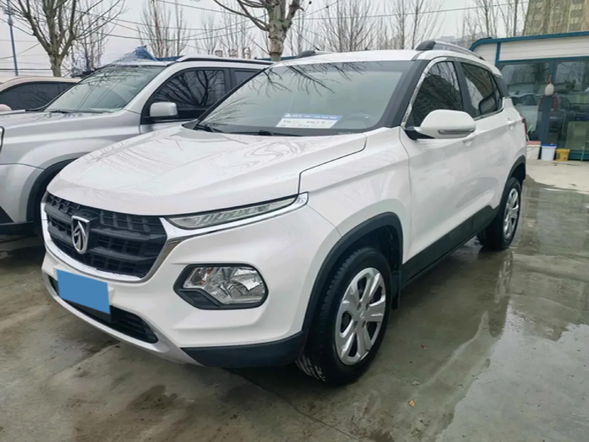 2017 BaoJun 510 1.5L 112HP L4 6MT,autocango,china used car exporter,china ev exporter,chinese used car exporter,chinese used ev exporter
