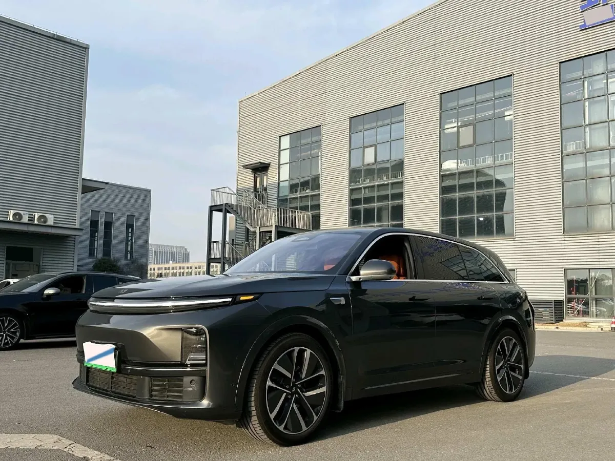 2024 Li L7 Range Extended 154HP REEV 42.8KWH,autocango,china used car exporter,china ev exporter,chinese used car exporter,chinese used ev exporter