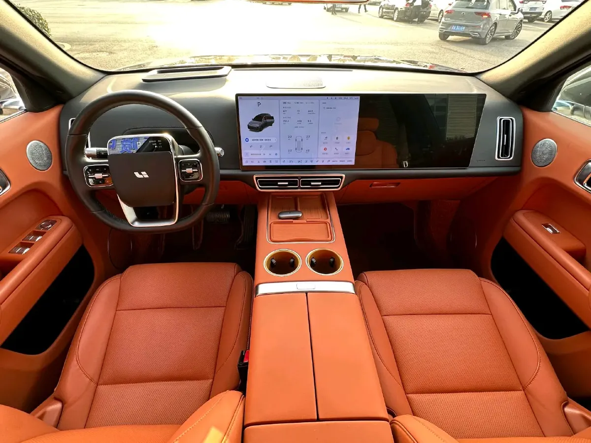 2024 Li L7 Range Extended 154HP REEV 42.8KWH,autocango,china used car exporter,china ev exporter,chinese used car exporter,chinese used ev exporter
