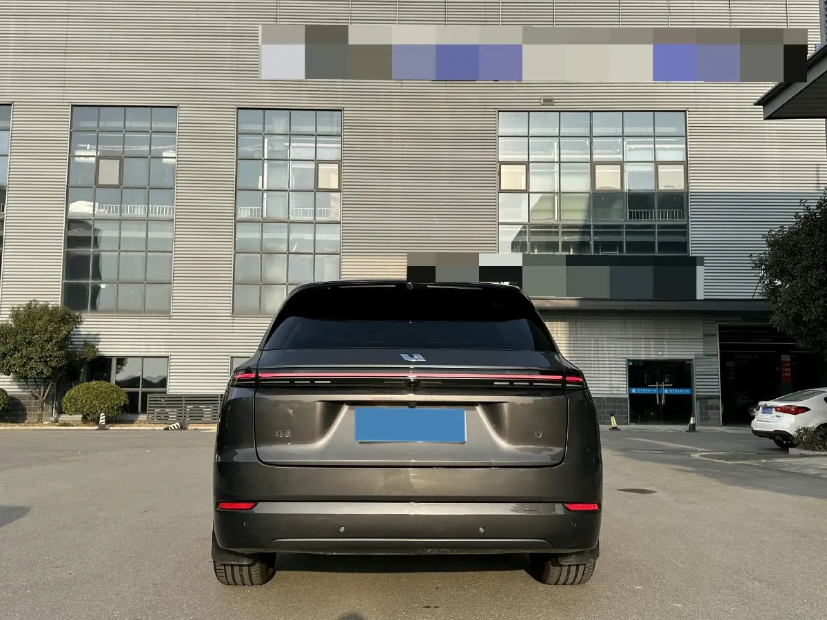 2024 Li L7 Range Extended 154HP REEV 42.8KWH,autocango,china used car exporter,china ev exporter,chinese used car exporter,chinese used ev exporter