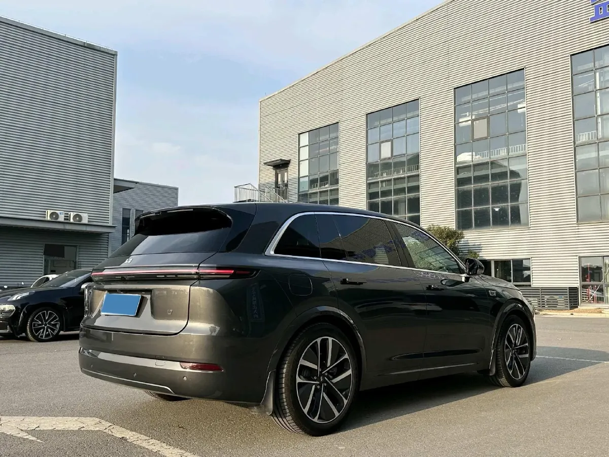 2024 Li L7 Range Extended 154HP REEV 42.8KWH,autocango,china used car exporter,china ev exporter,chinese used car exporter,chinese used ev exporter