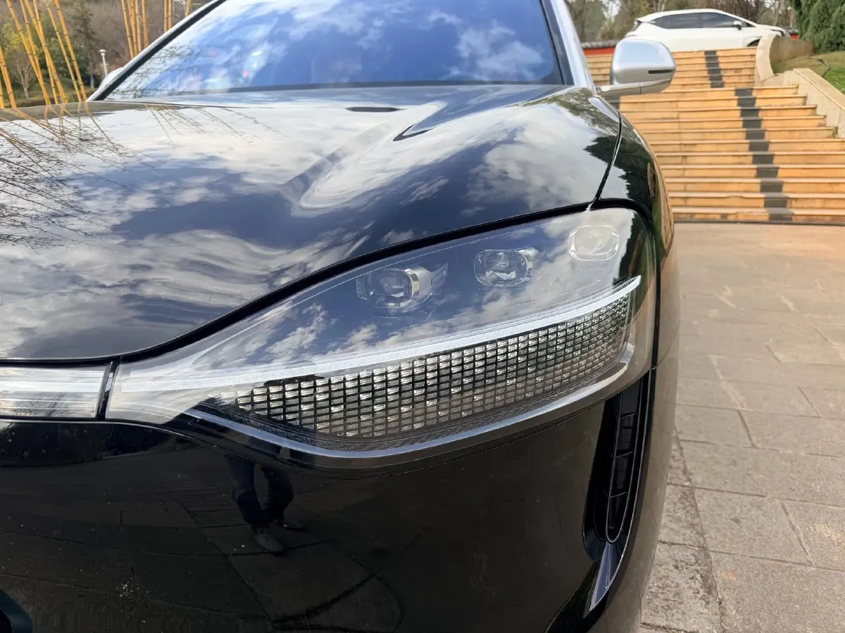 2024 AITO AITO M9 1.5T 152HP L4 REEV 42KWH,autocango,china used car exporter,china ev exporter,chinese used car exporter,chinese used ev exporter