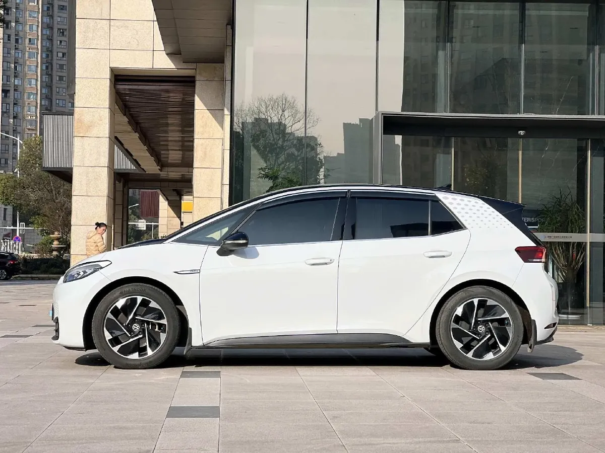 2023 Volkswagen ID.3 BEV 52.8KWH,autocango,china used car exporter,china ev exporter,chinese used car exporter,chinese used ev exporter
