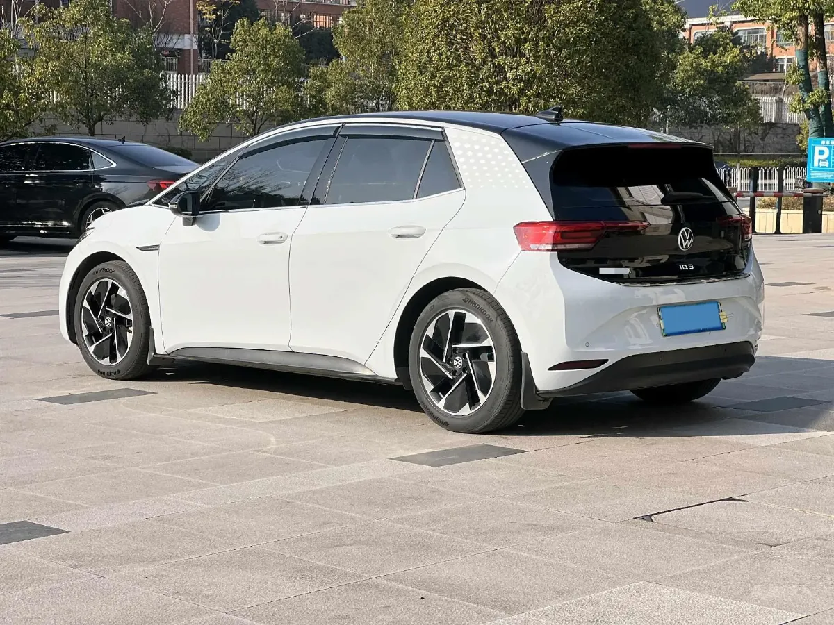 2023 Volkswagen ID.3 BEV 52.8KWH,autocango,china used car exporter,china ev exporter,chinese used car exporter,chinese used ev exporter