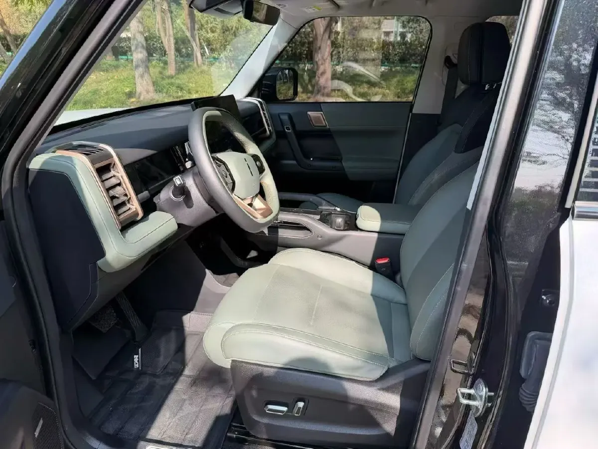 2024 iCAR iCAR 03T BEV 69.77KWH,autocango,china used car exporter,china ev exporter,chinese used car exporter,chinese used ev exporter