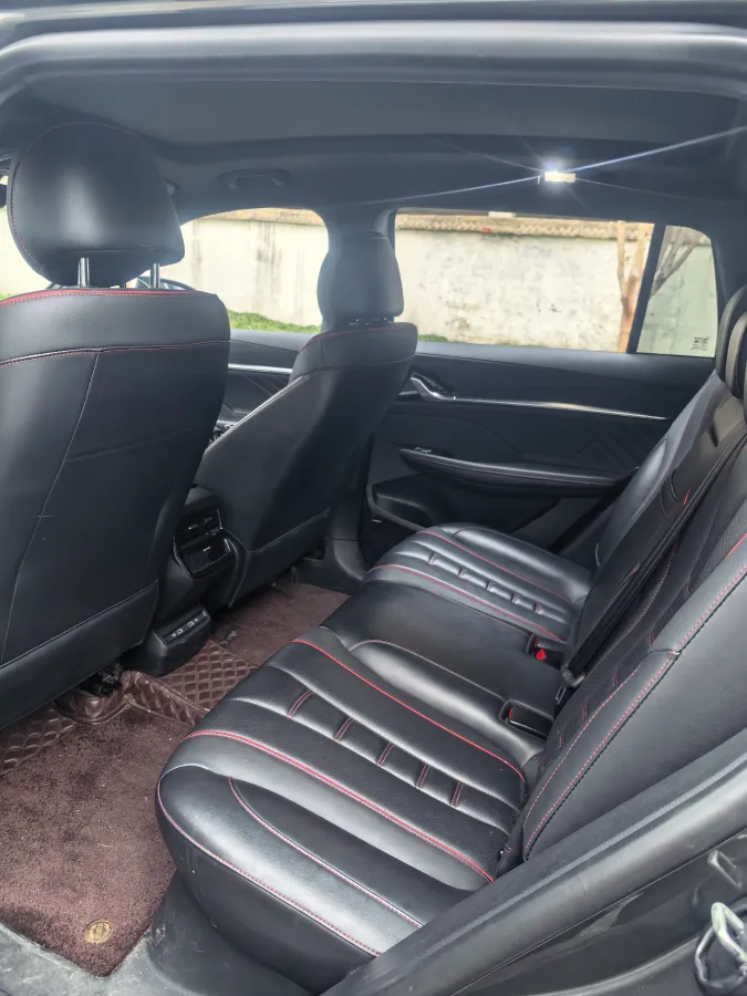 2022 Roewe RX5 MAX 1.5T 181HP L4 6AT,autocango,china used car exporter,china ev exporter,chinese used car exporter,chinese used ev exporter