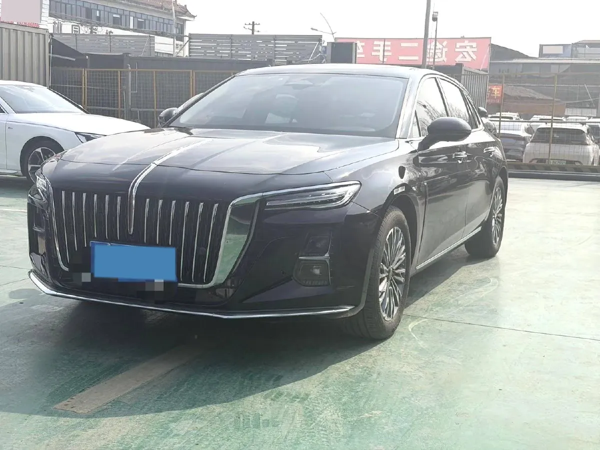 2023 HongQi H5 2.0T 224HP L4 8AT,autocango,china used car exporter,china ev exporter,chinese used car exporter,chinese used ev exporter
